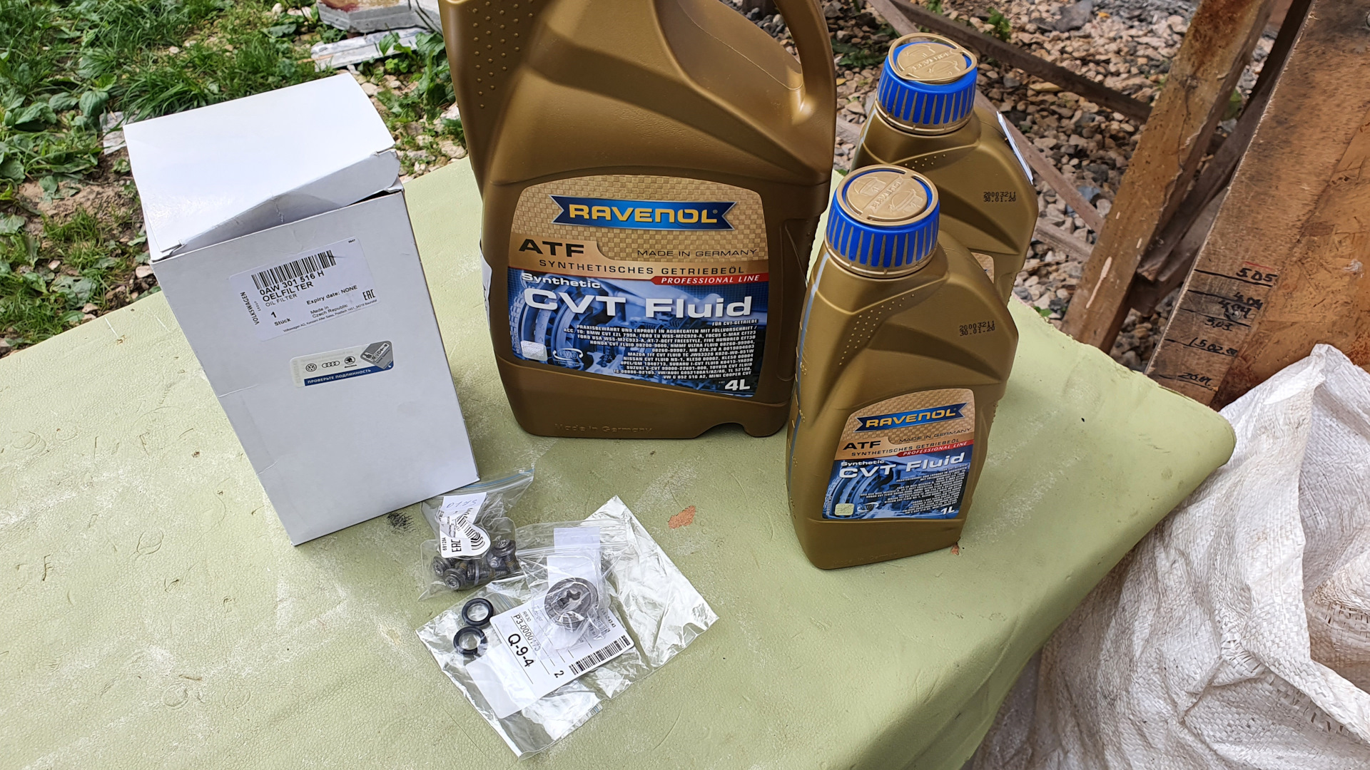 Масло в вариатор москвич 3. Ravenol CVT Fluid. 0aw multitronic масло. Вариатор Audi Ravenol. Aw2 масло АКПП.