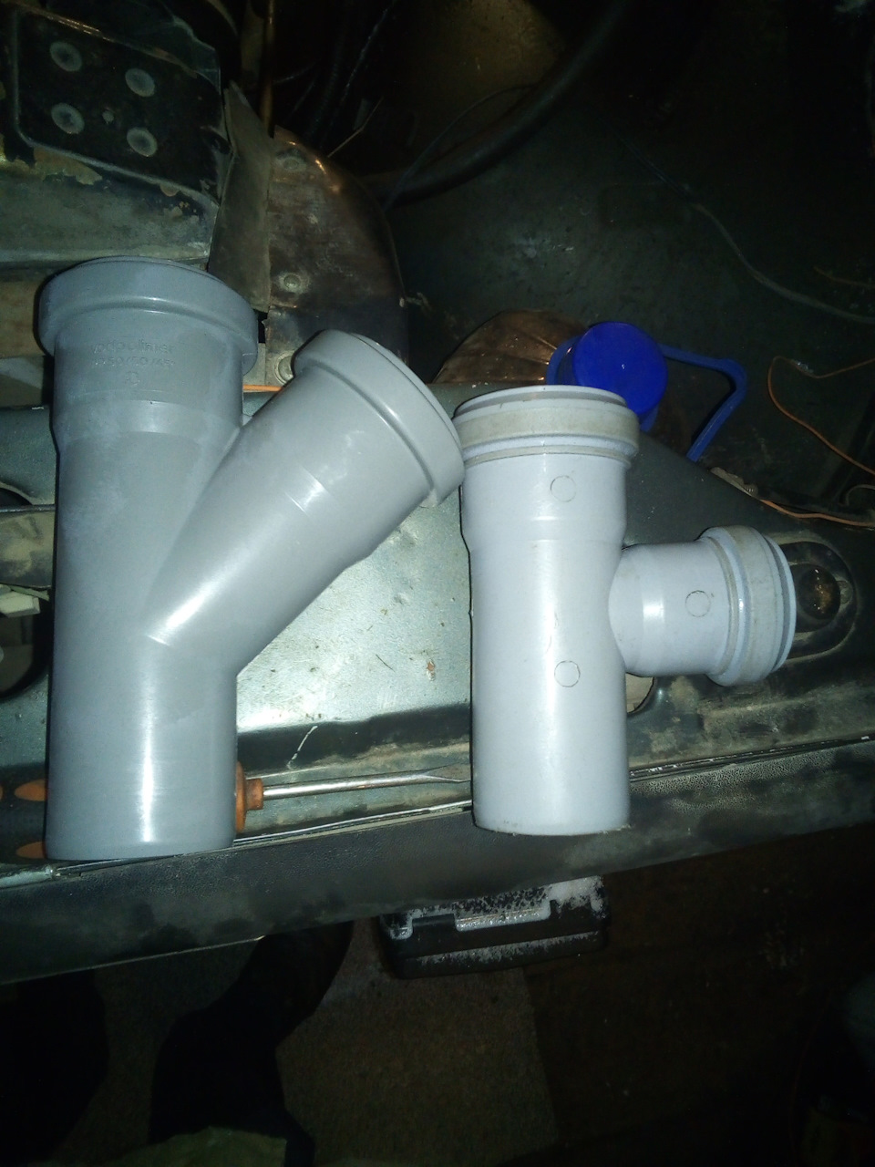 Правый вариант неработоспособен. — УАЗ 315195 Hunter