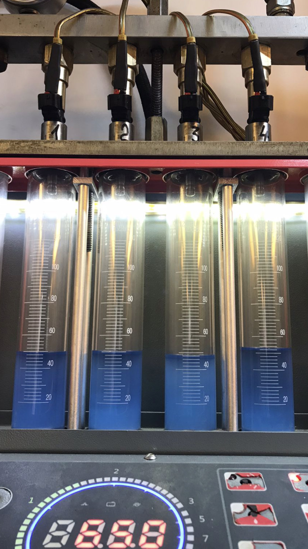 Чистка форсунок со снятием. — Mazda CX-5 (1G), 2 л, 2016 года ...