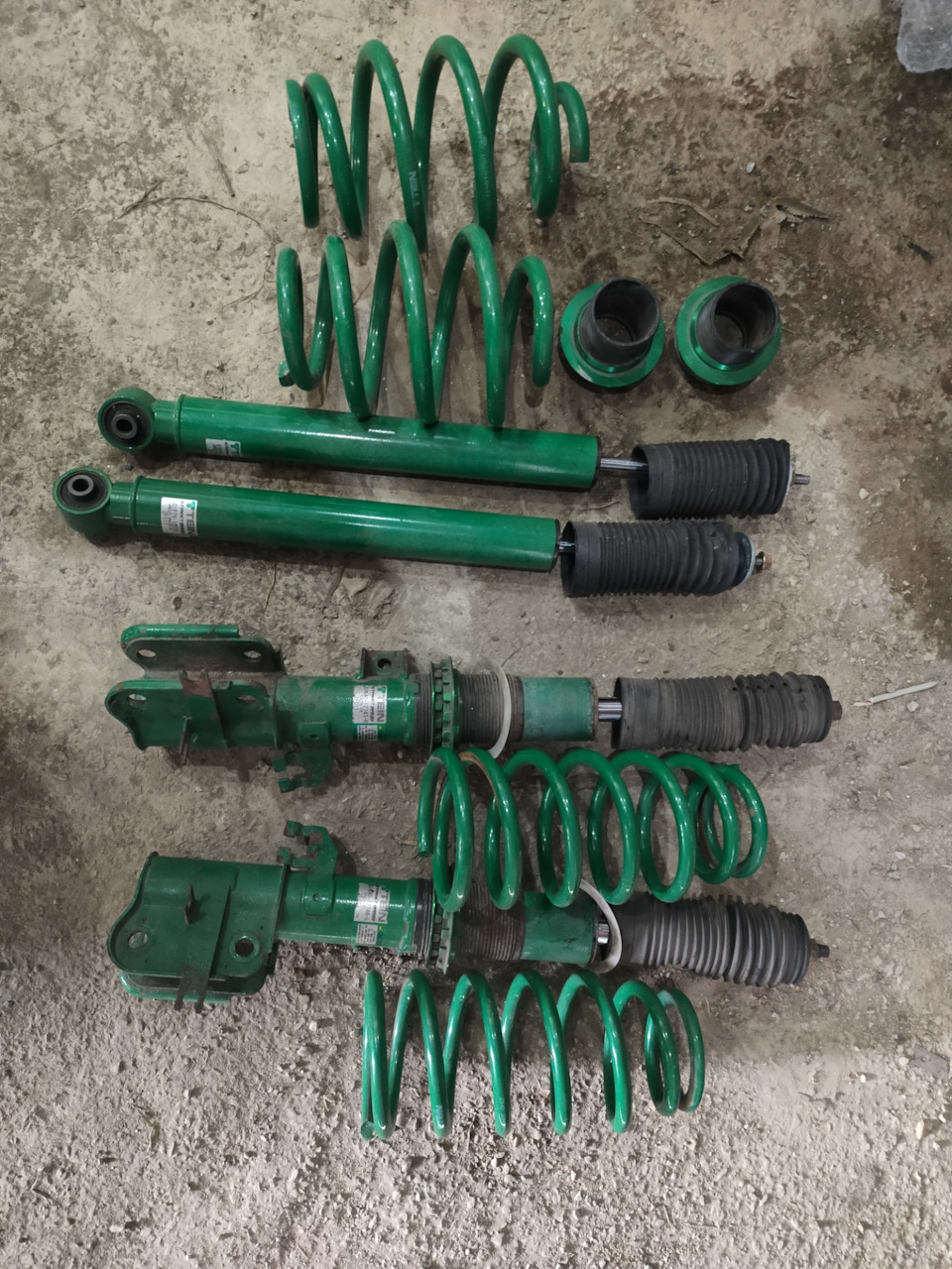 Фото в бортжурнале Nissan Serena Mk IV (C26)