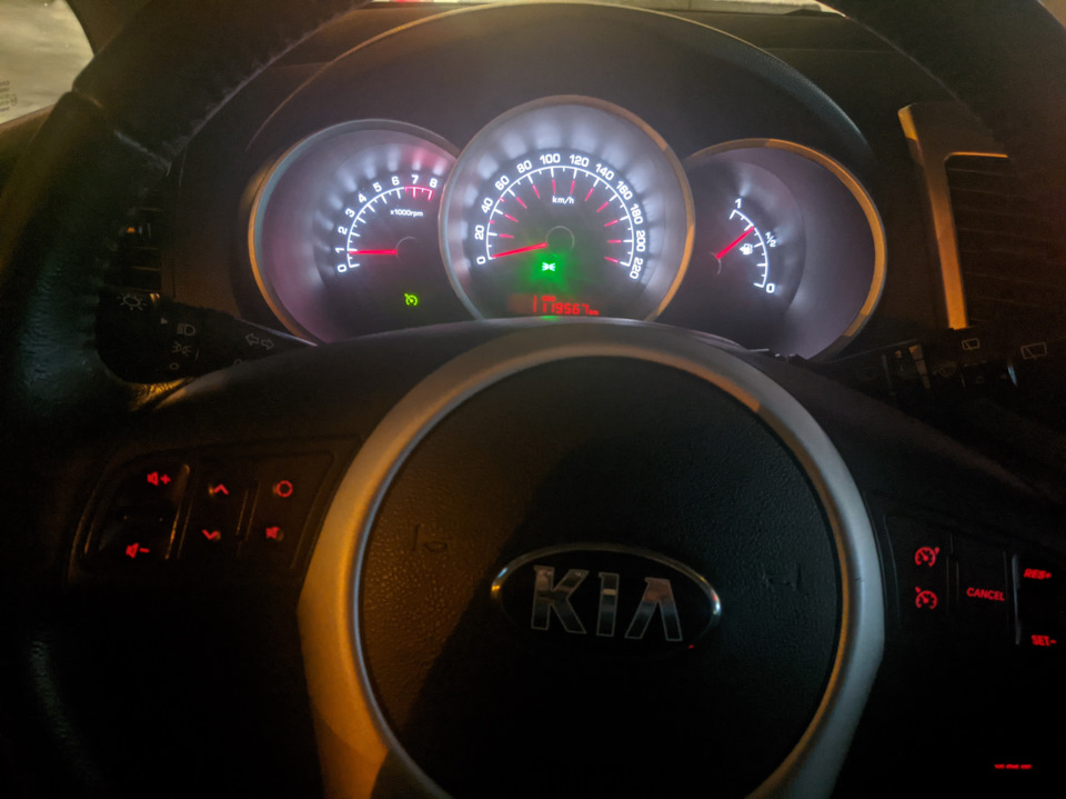 Елка светодиодная — KIA Venga, 1,4 л, 2014 года | наблюдение | DRIVE2