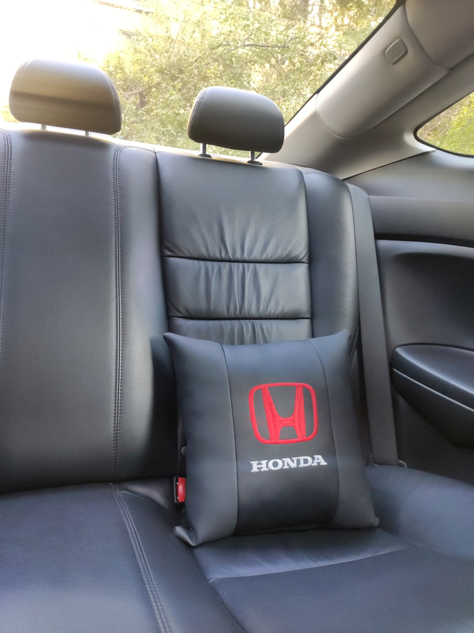 Подарки — Honda Accord Coupe (8G), 2,4 л, 2008 года | аксессуары | DRIVE2
