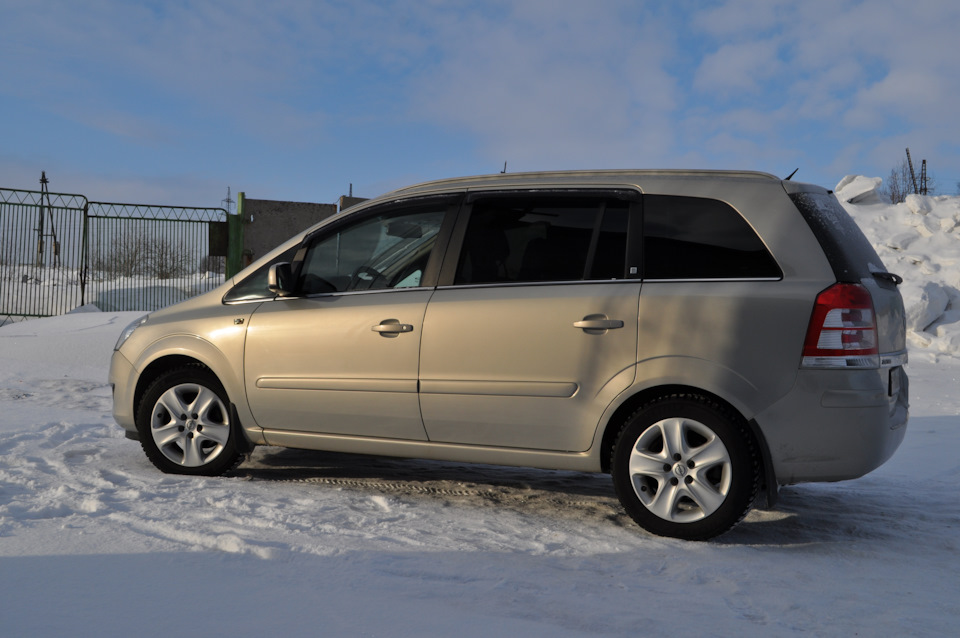 Фото в бортжурнале Opel Zafira B