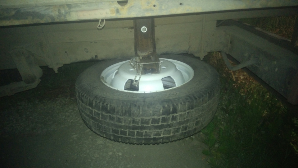 Крепление под запасное колесо. — ГАЗ Газель, 2,3 л, 2004 года | своими ...