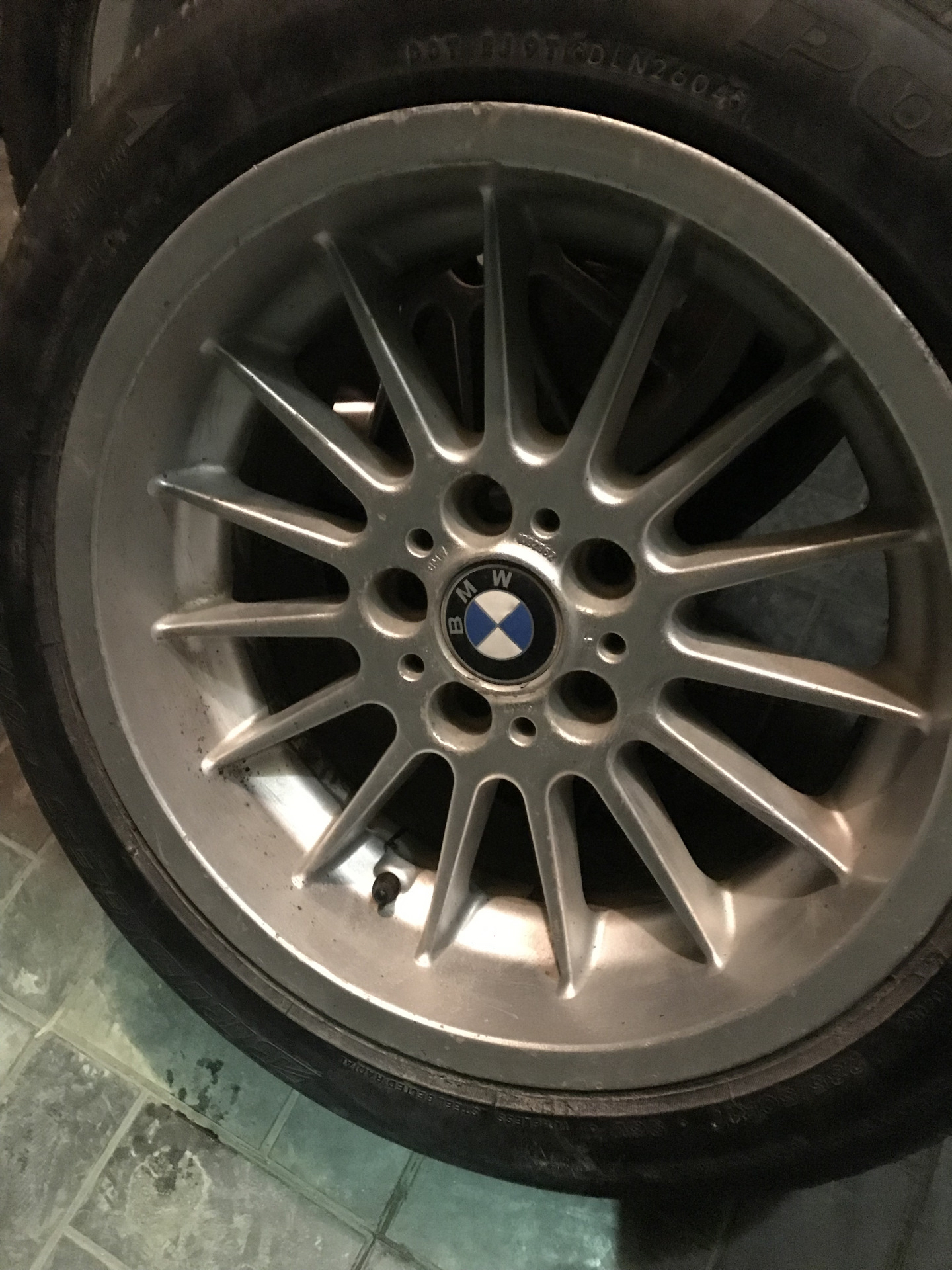 Диски слик 17 5 114. Японские диски jdm. Диски lehrmeister lm sport. Колпачки на колесные болты мерседес 447. Диски vossen r17.