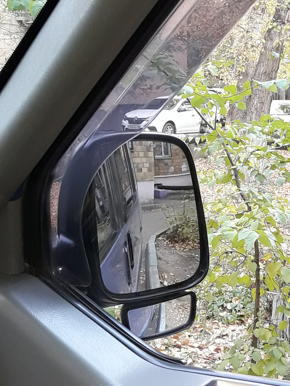 (Бордюрное) зеркало. — Volkswagen Caravelle (T4), 2,5 л, 1991 года ...