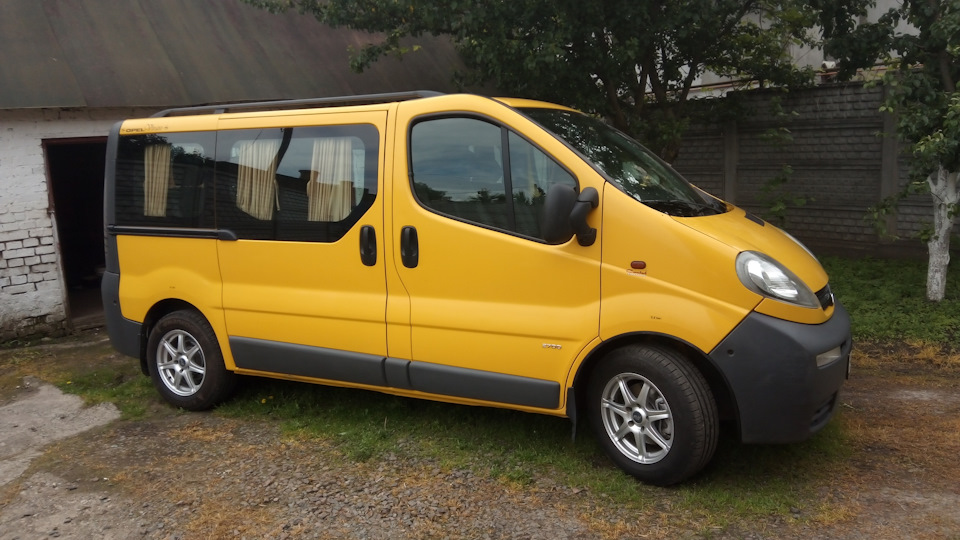 Виваро армения. Opel Vivaro 1. Опель Виваро 1.9. Опель Виваро 2001. Опель Виваро 1990.