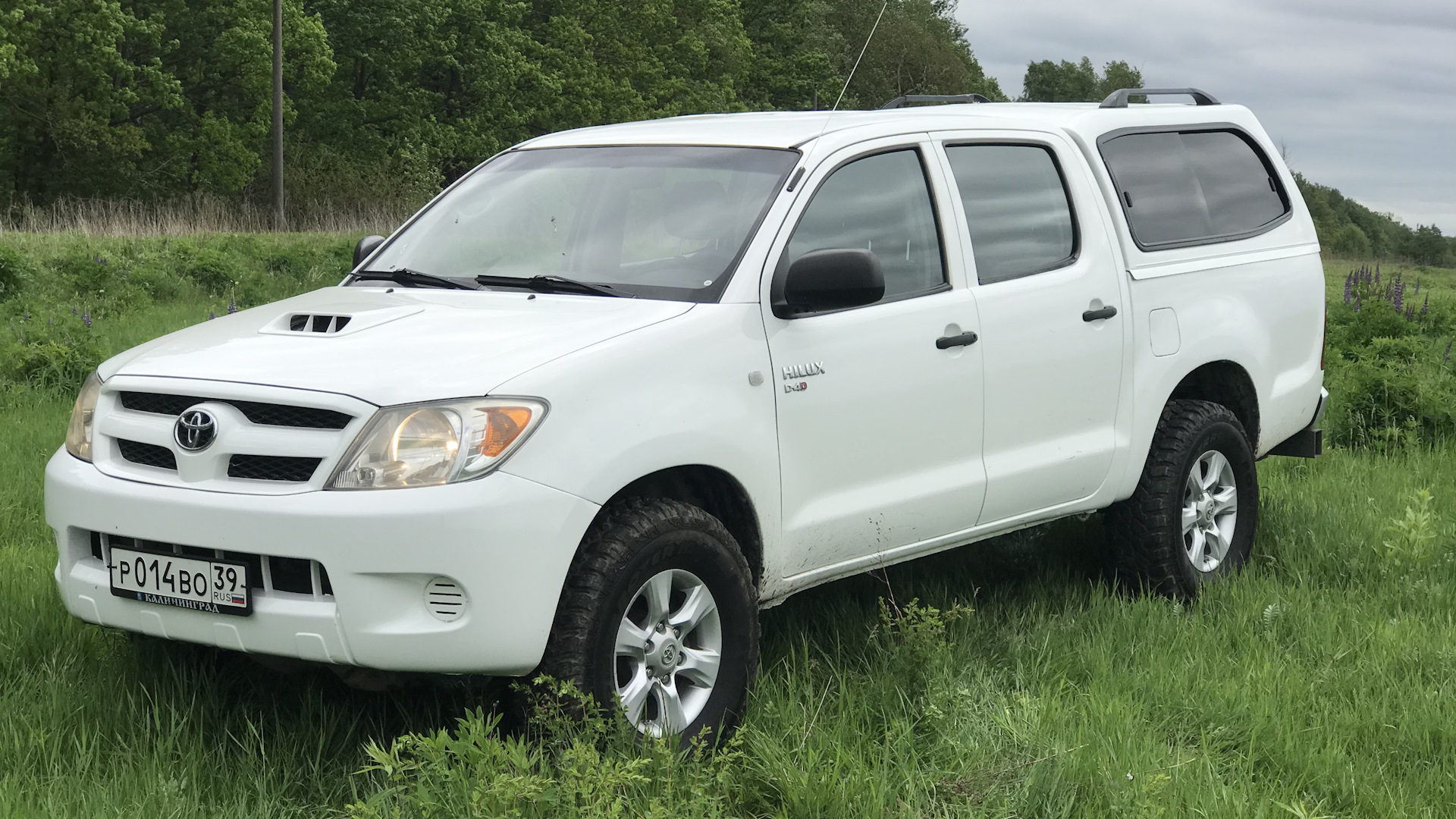 Toyota Hilux (7G) 2.5 дизельный 2007 | Toyota Hilux снежок на DRIVE2