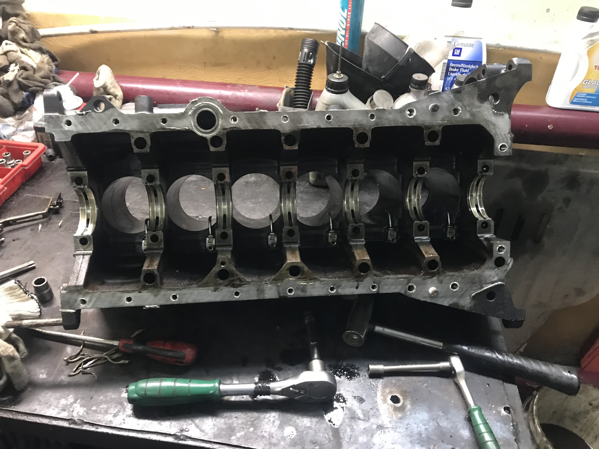 Дворник и антенна — Mercedes-Benz E-Class (W124), 2 л, 1985 года ...