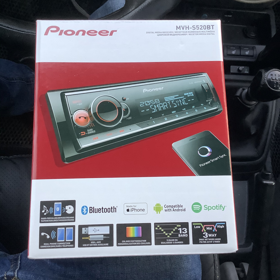 36. Новая магнитола — Pioneer MVH-S520BT — Lada Калина хэтчбек, 1,4 л, 2009  года | автозвук | DRIVE2