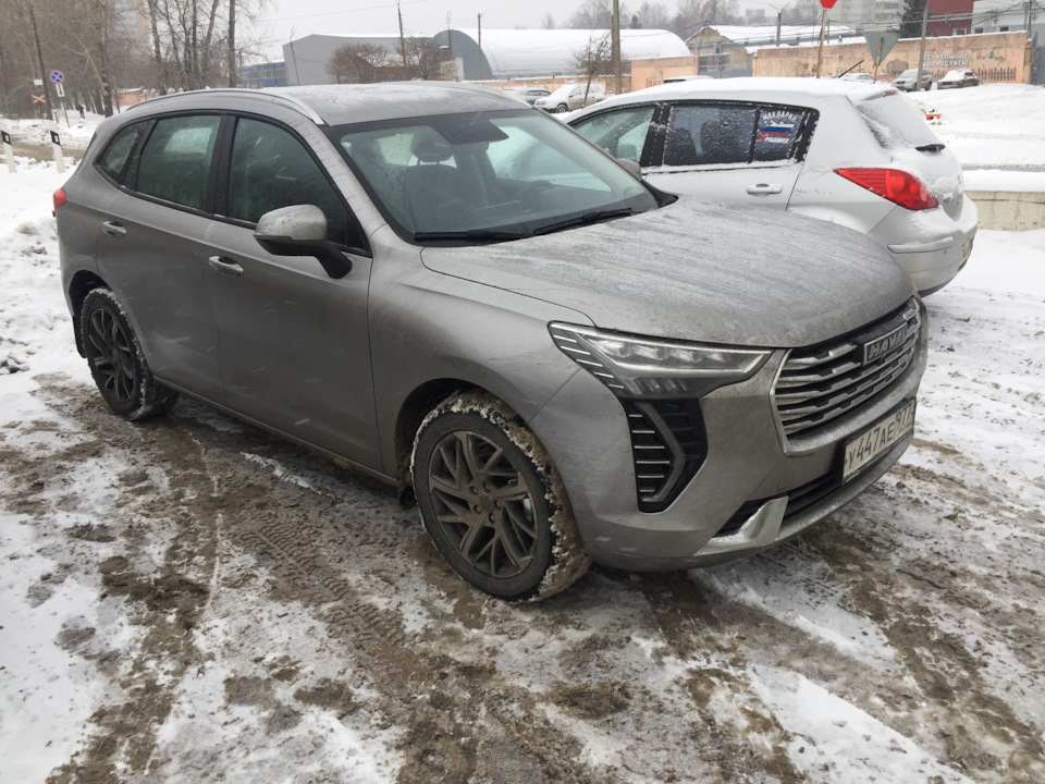 Мы в Твери, справа не видно пивзавод Афанасий. — Haval Jolion