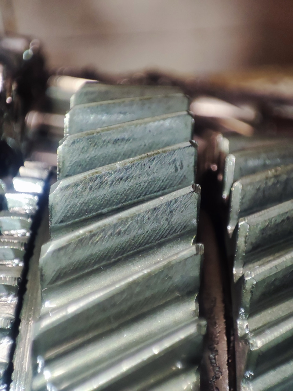 Качество обработки поверхности — Lada Vesta (1G)