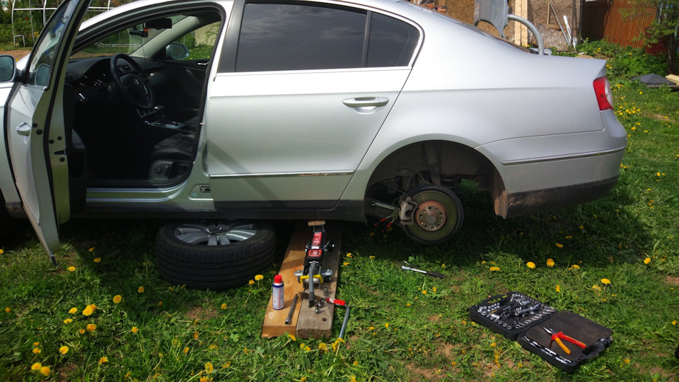 Скрипы в передней подвеске. Стойки заднего табилизатора — Volkswagen ...