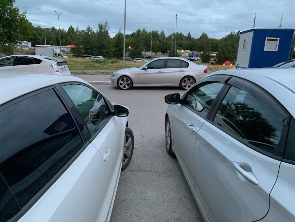 Тонировка в круг 35% — BMW 3 series (E90), 2 л, 2007 года | тюнинг | DRIVE2
