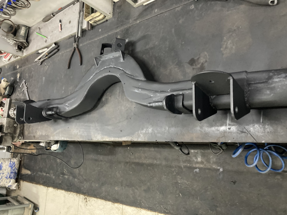 9 — CUSTOM TRUCK