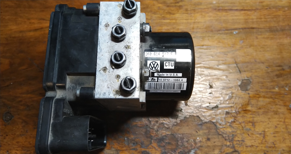 куплен на ибее с пересылкой Fedex`ом из америки 7,913.47 RUB (сам блок 4,715.76 RUB) — Skoda Octavia A5 Mk2