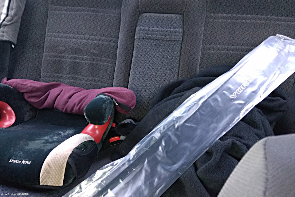 Жабо дэу нексия n100. DCAAAgJcueA 960. Жабо дэу нексия n100 фото. Жабо дэу нексия n100-DCAAAgJcueA 960. картинка Жабо дэу нексия n100. картинка DCAAAgJcueA 960. Новый год давно уже наступил, пора продолжать. Когда-то давно я хотел себе сделать жабо. И сейчас тоже хочу. Когда-то давно на клубном форуме я увидел, как кто-то его сделал из мухобойки, я сохранил эти фото себе. Вот они, оригинальные фото неизвестного автора.