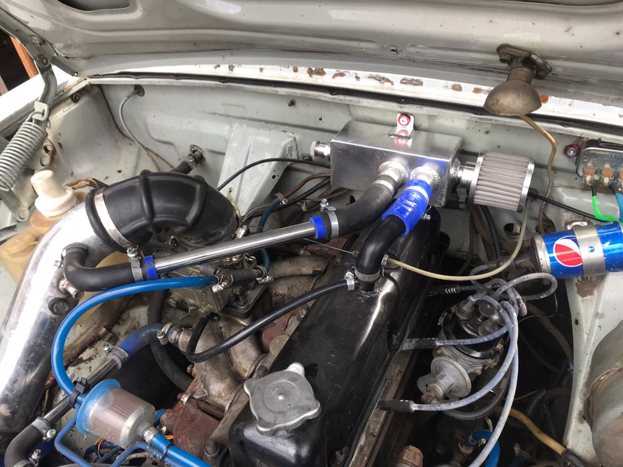 Переключатель зима лето ваз 2108 карбюратор. Зимний режим на жигулях. Сектор газа 2108 на карбюратор. Зимний режим карбюратора. Солекс 21083 на классику.