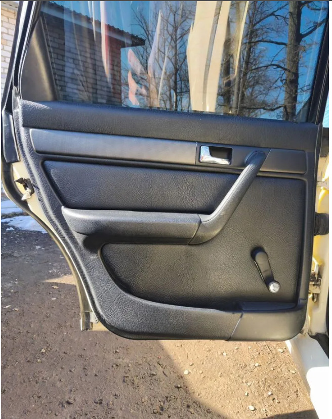 Фото в бортжурнале Audi S6 (C4)