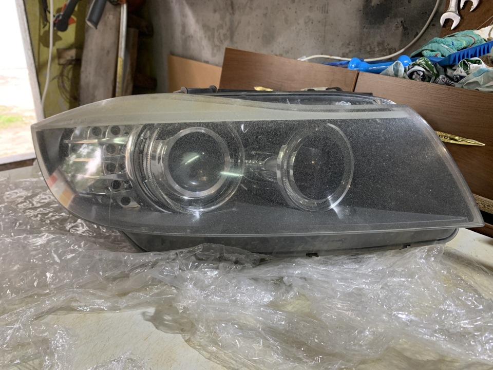 Фара правая биксенон BMW E90 рест на BMW 3 series (E90). Б/у | 20 000 ...