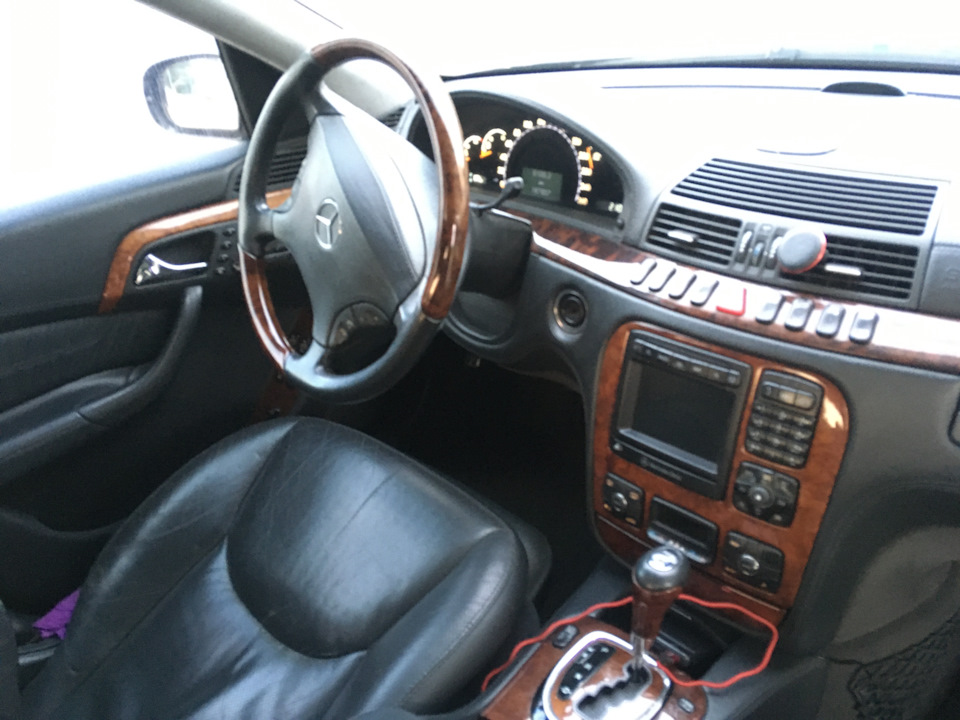 Фото в бортжурнале Mercedes-Benz S-Class (W220)