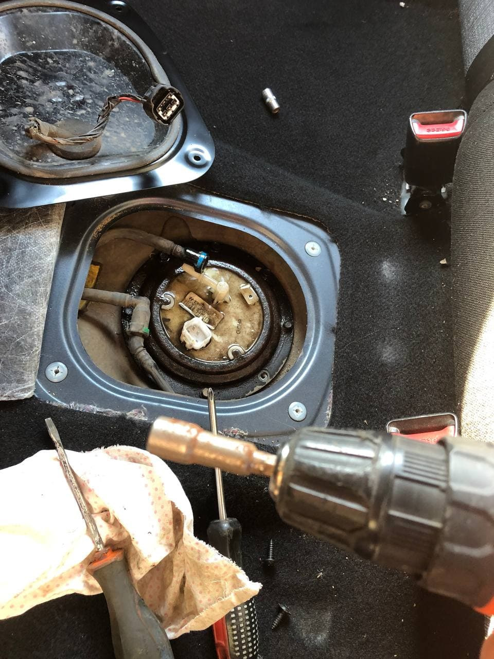 ТО 130 000. Замена топливного фильтра KIA CEED ED 2.0 — KIA Ceed (1G ...