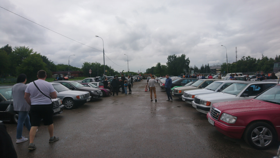 все еще начало — Mercedes-Benz E-Class (W124)