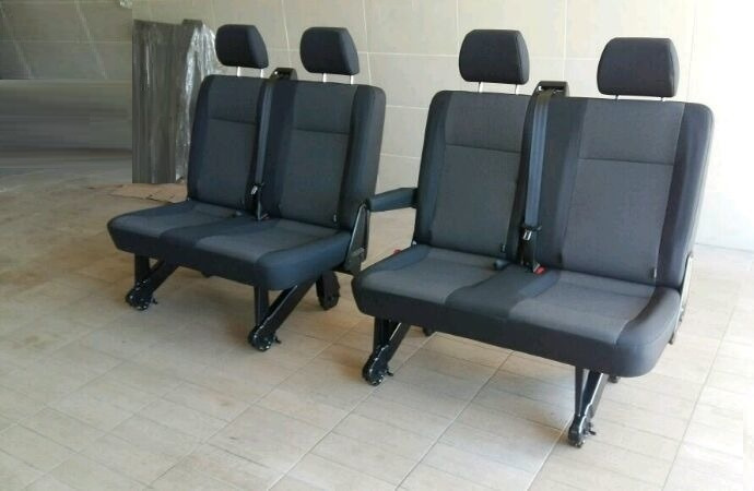 Крепления сидений каравелла т6. Крепление сидений фольксваген т5. Сиденья мультивен т5. Фольксваген т 6 каравелла сиденье раскладной 1 сиденье. Сидения мультивен т6.