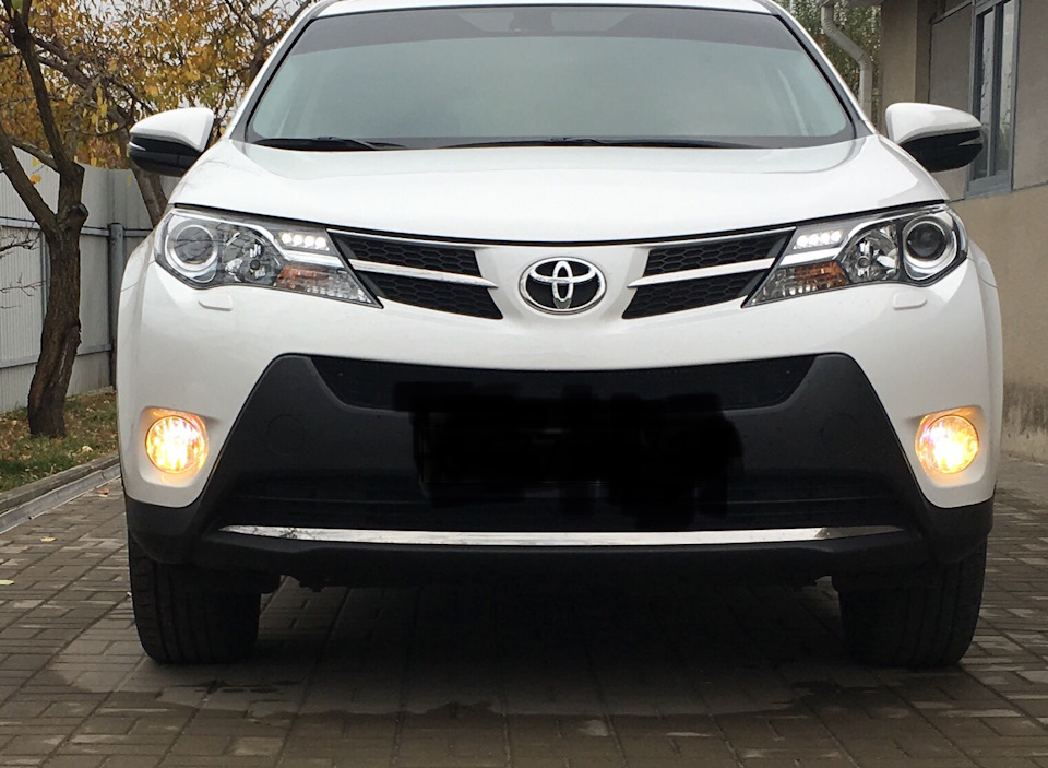 После — Toyota RAV4 (IV)