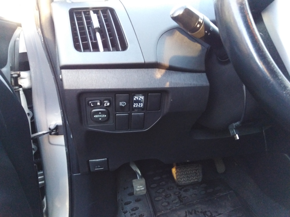 Фото в бортжурнале Toyota Prius (30)