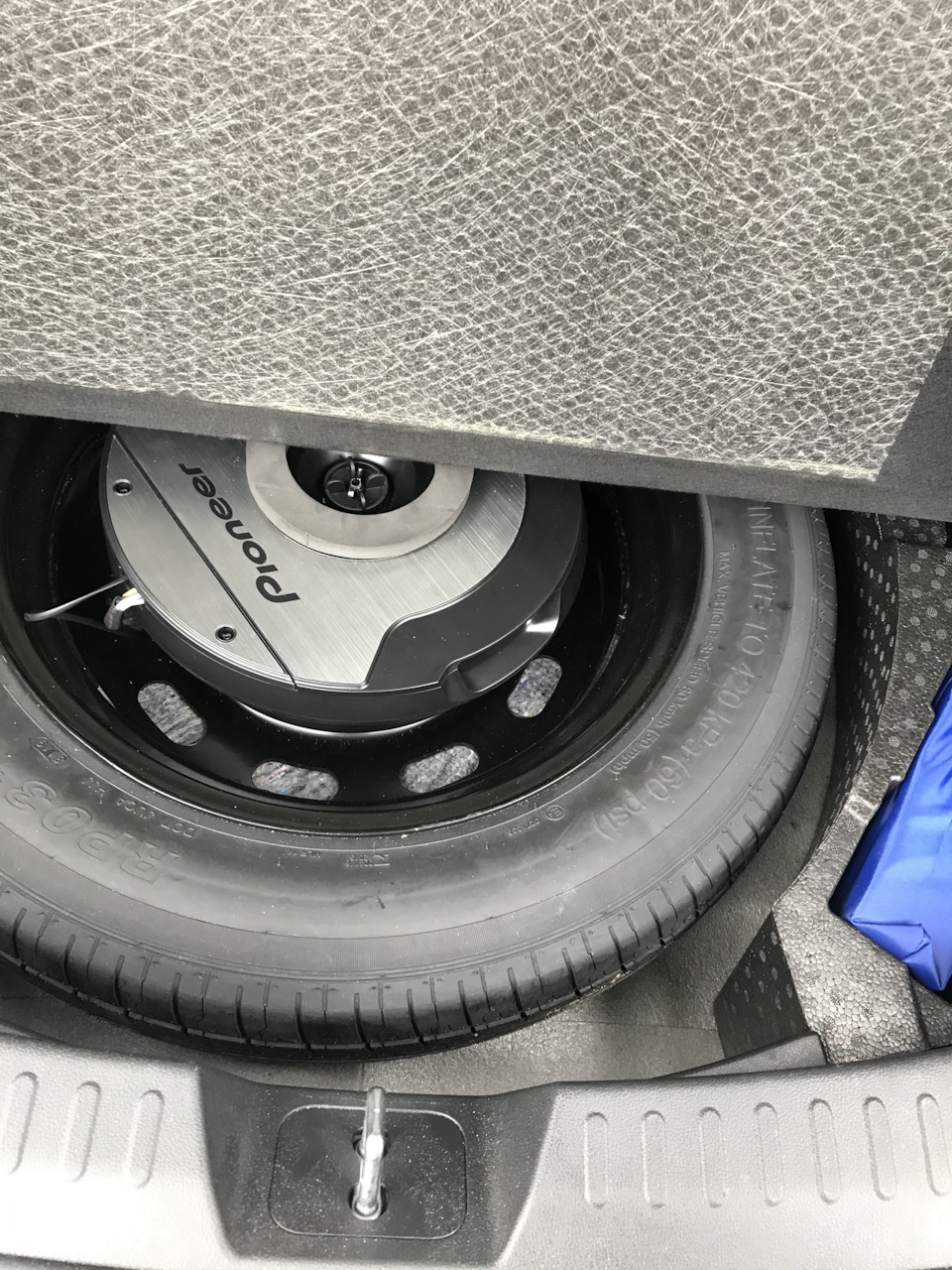 Сабвуфер в запаску — Haval F7, 2 л, 2019 года | автозвук | DRIVE2
