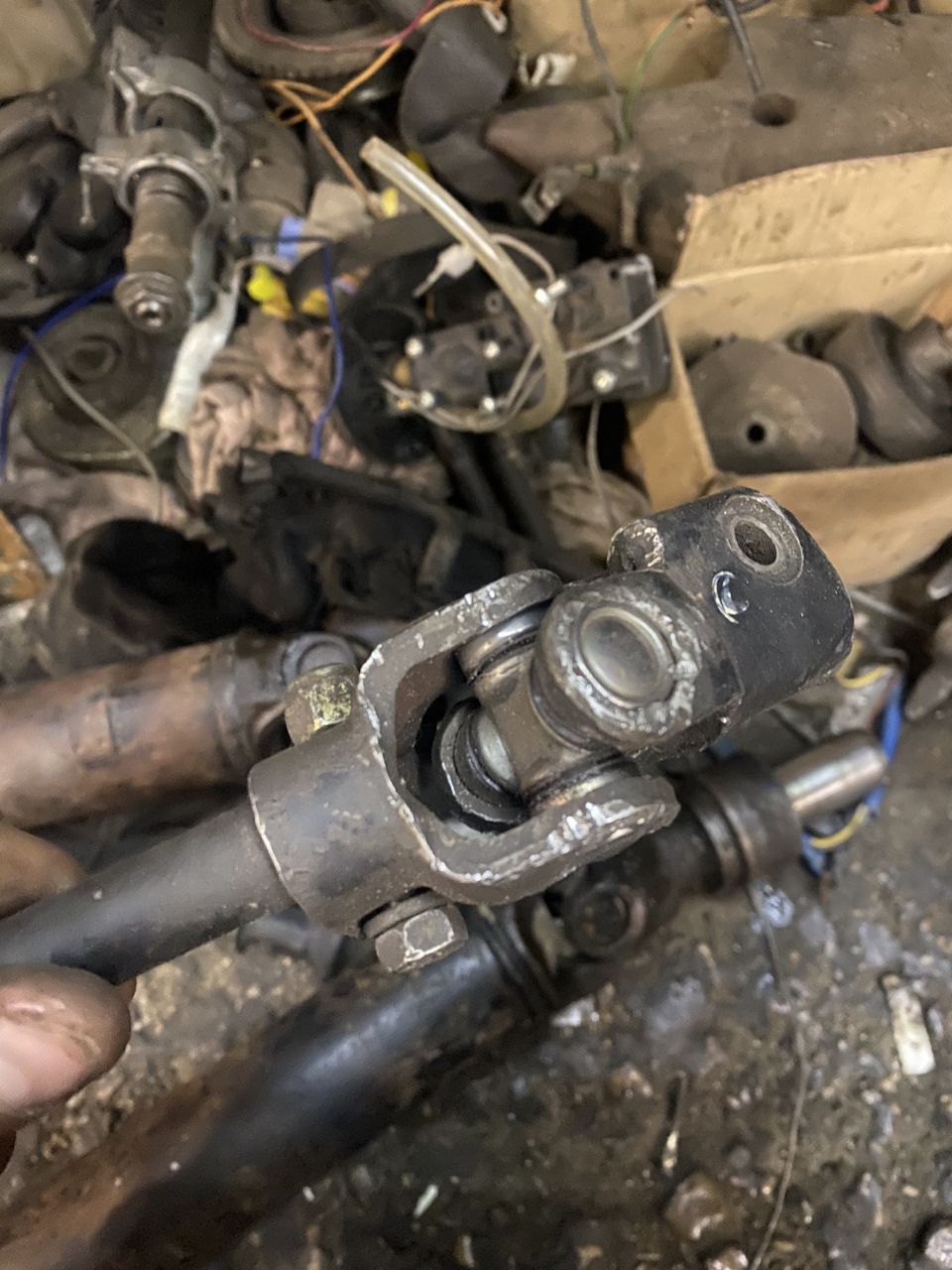 Замена крестовины рулевого карданчика, провал. Выход из ситуации ...