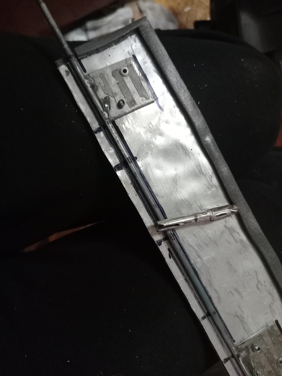 Заслонку обклеял теплоизоляцией,  — Lada 2120 Надежда