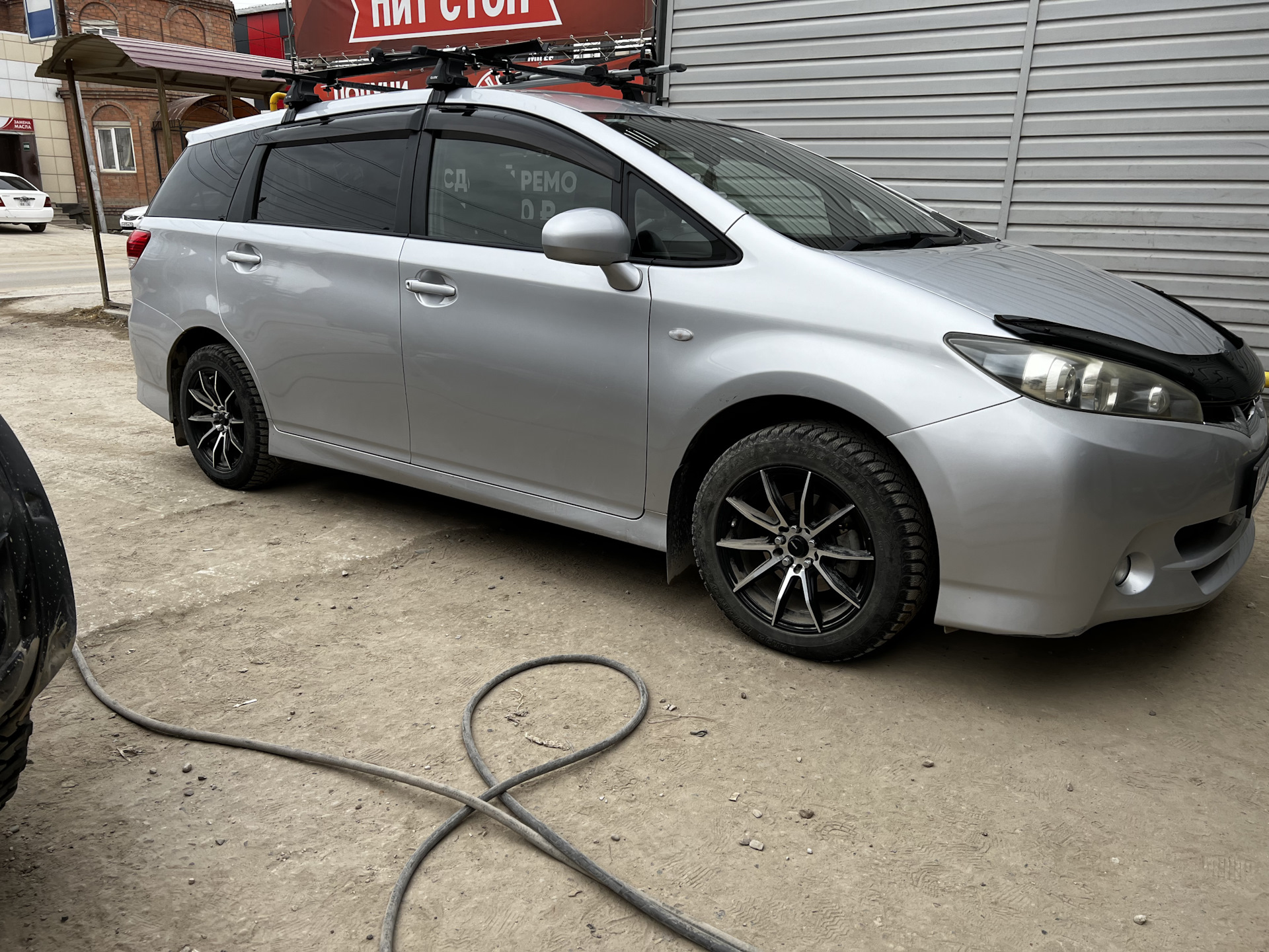 Toyota Wish 1f7