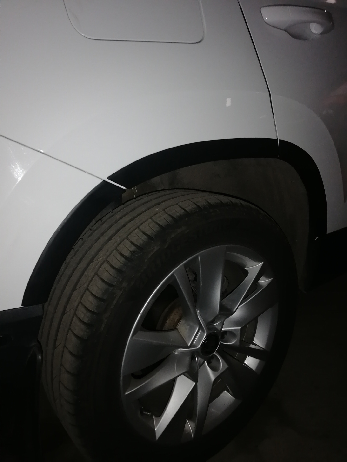 Арки от "Полипласт" — Skoda Karoq, 1,4 л, 2020 года | своими руками ...