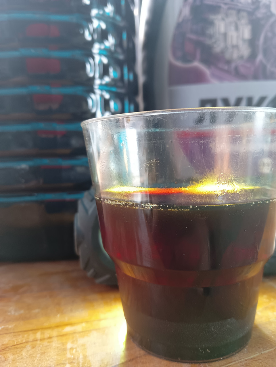 Это хоть чёрное, но просвечивается! — Toyota Auris (1G)