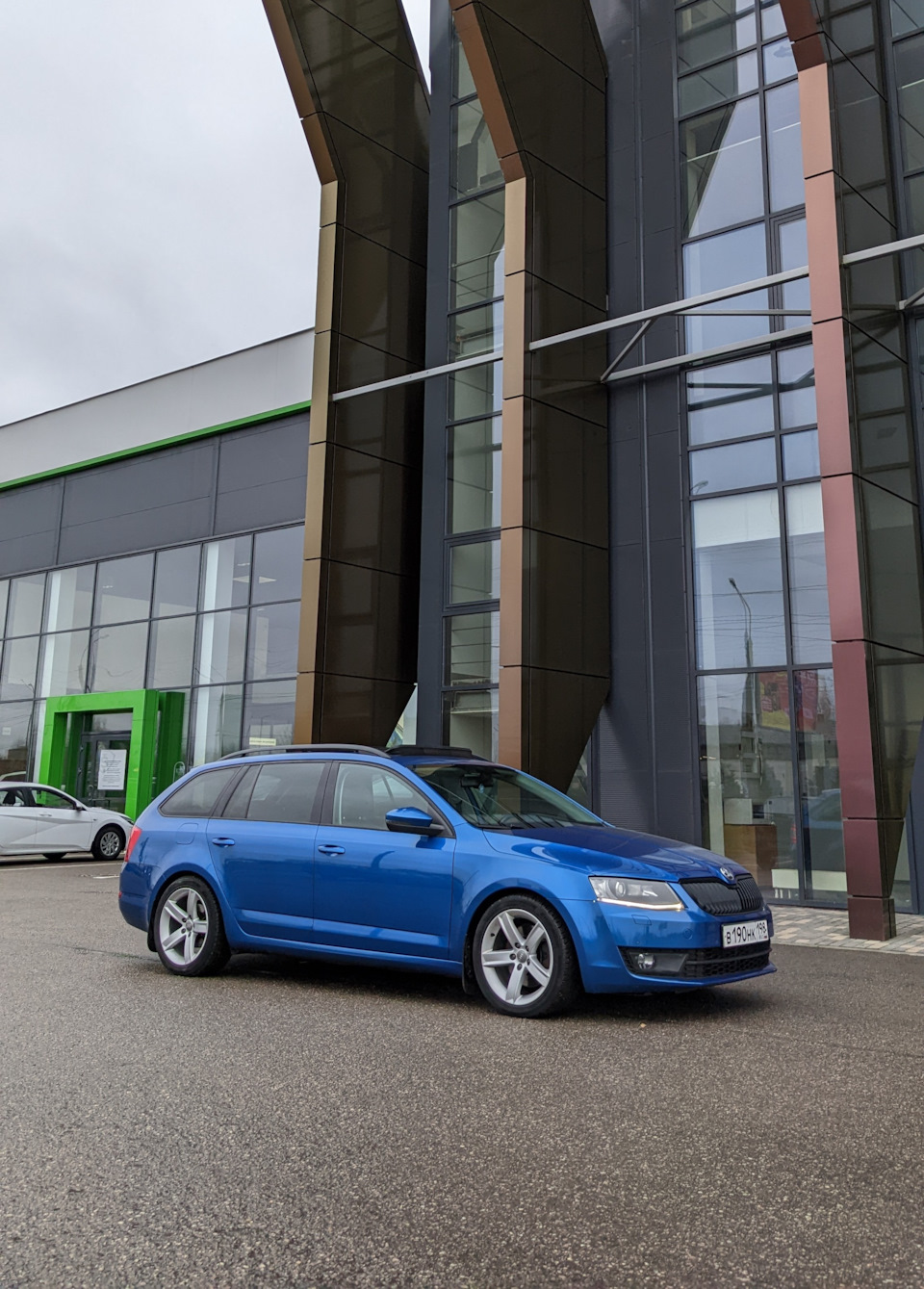 Пост о продаже хорошего вага. — Skoda Octavia Combi A7 Mk3, 1,8 л, 2015  года | продажа машины | DRIVE2