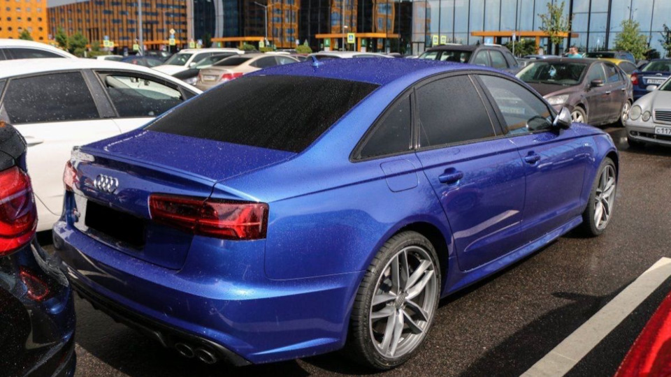 Audi S6