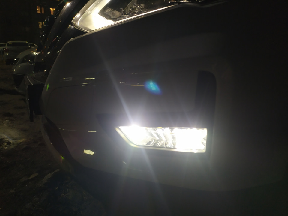 Установил светодиодные противотуманные фары МТФ — Nissan X-Trail III ...