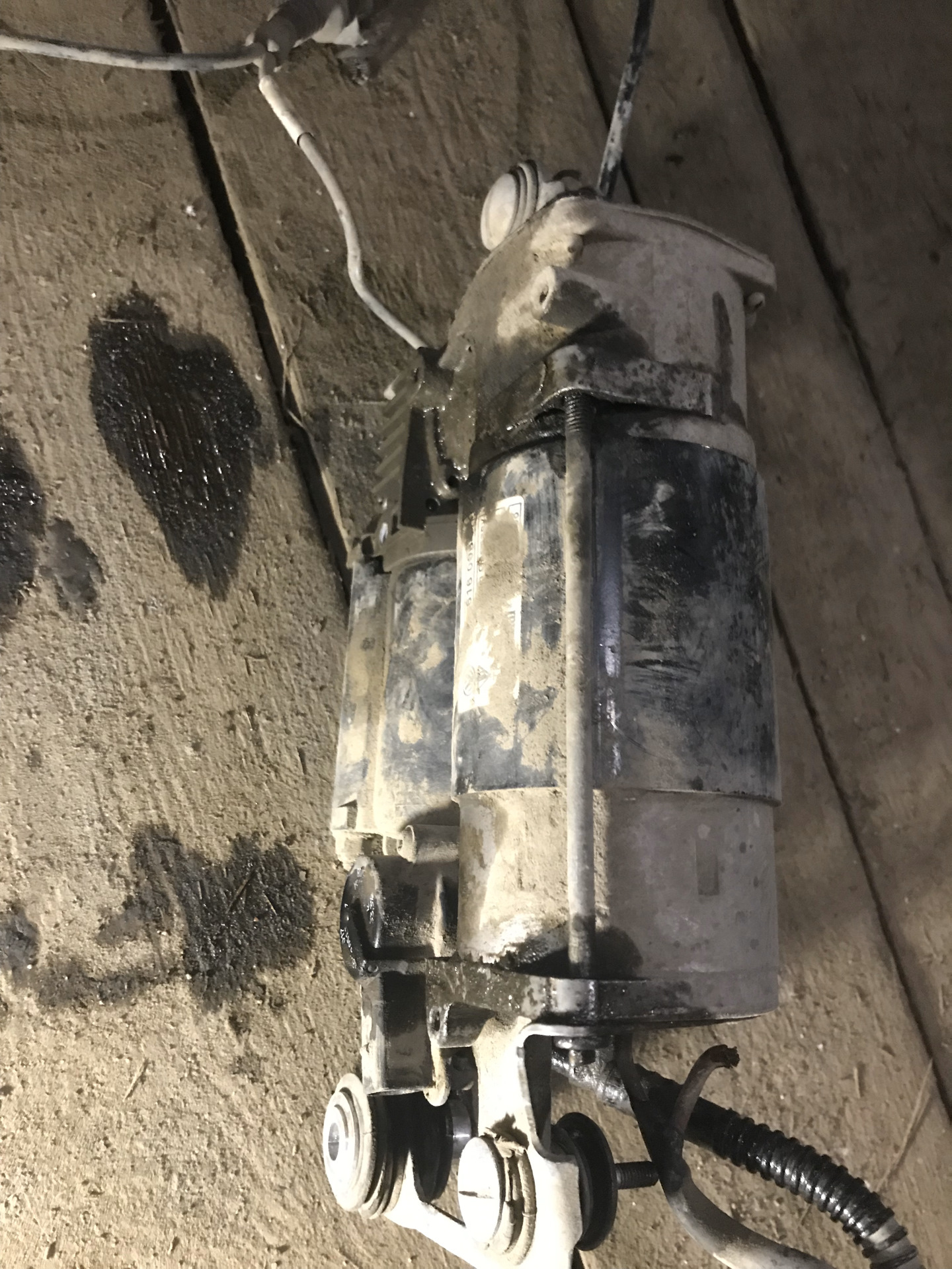 Стук побеждён. — Volkswagen Passat B6, 2 л, 2006 года | визит на сервис ...