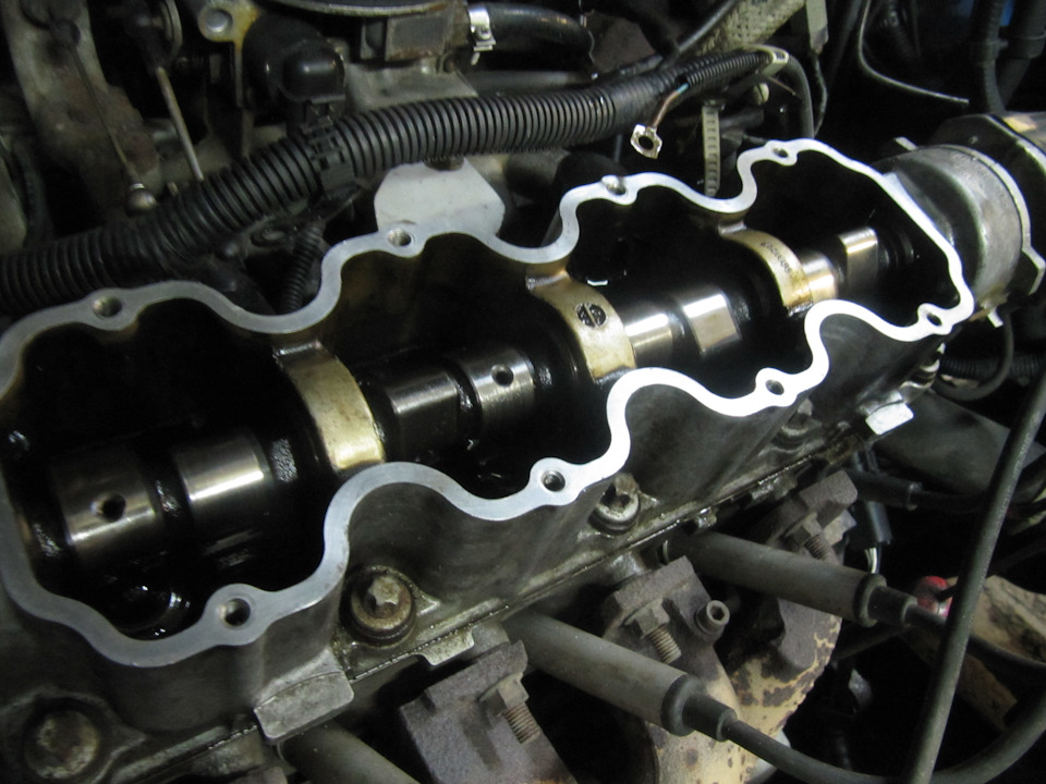 течь клапанной крышки опель