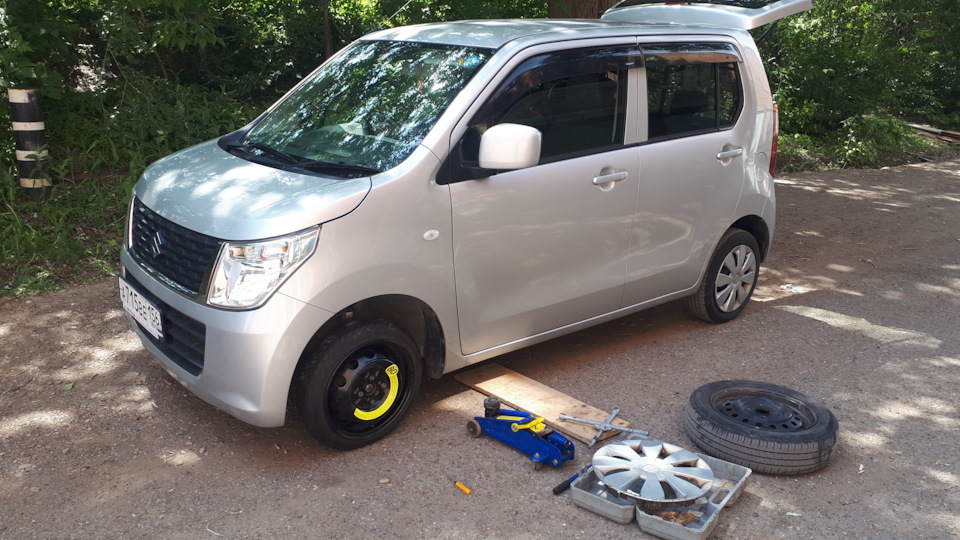 4160181m20 стойка wagon r suzuki alto ignis. Литье на сузуки вагон r. Suzuki wagon r i. Шины сузуки вагон. Шины сузуки вагон.