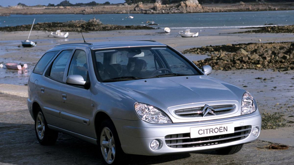 При включении зажигания гаснут контрольные лампы — Citroen Xsara, 2 л ...