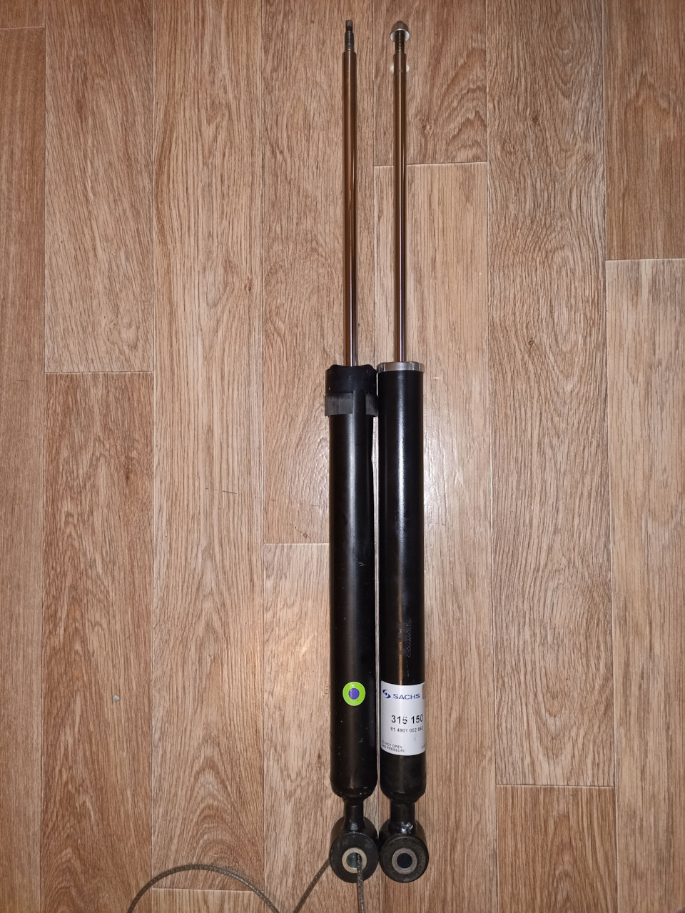 FORD 1 754 841 и SACHS 315 150 — Ford Fiesta (Mk VI). Запчасти на фото: 1754841, 315150, 814901