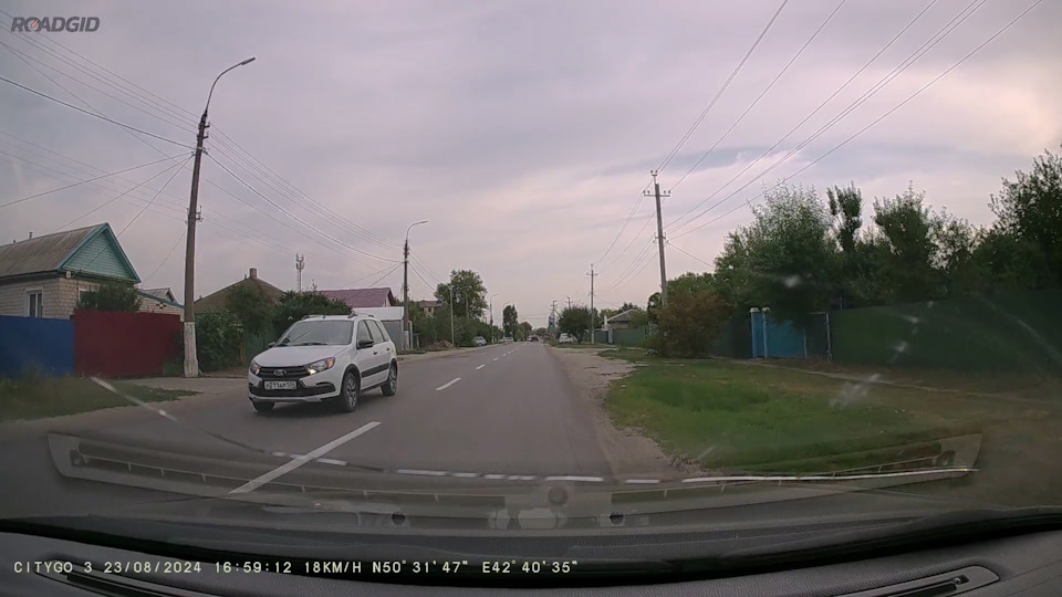 ✅ — Lada Приора седан