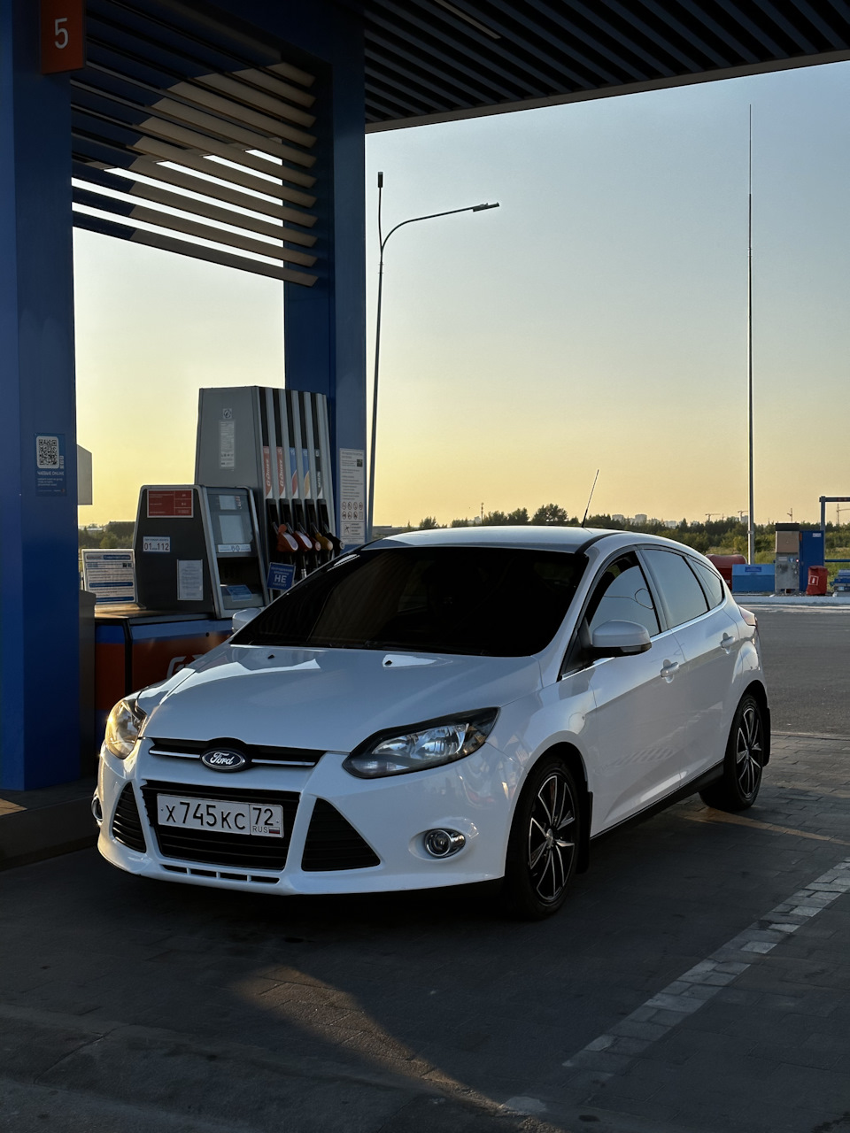 Тонировка в круг 35% — Ford Focus III Hatchback, 2 л, 2012 года | стайлинг  | DRIVE2