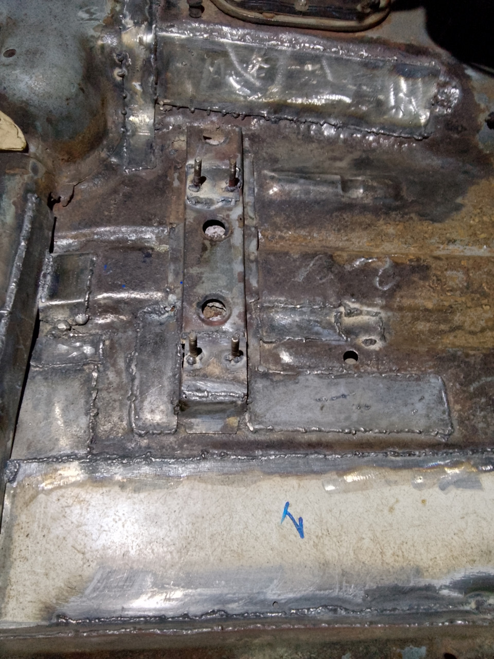 Передний лоток — Lada 112 Coupe