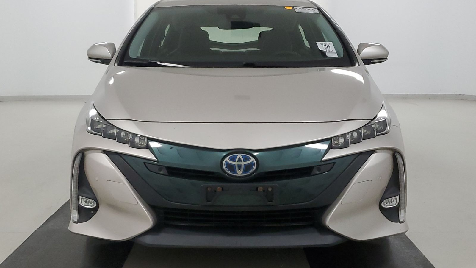 Toyota Prius Plug-in Hybrid (2G) 1.8 гибридный (Plug-in) 2017 | **Prius  Prime Advanced** на DRIVE2