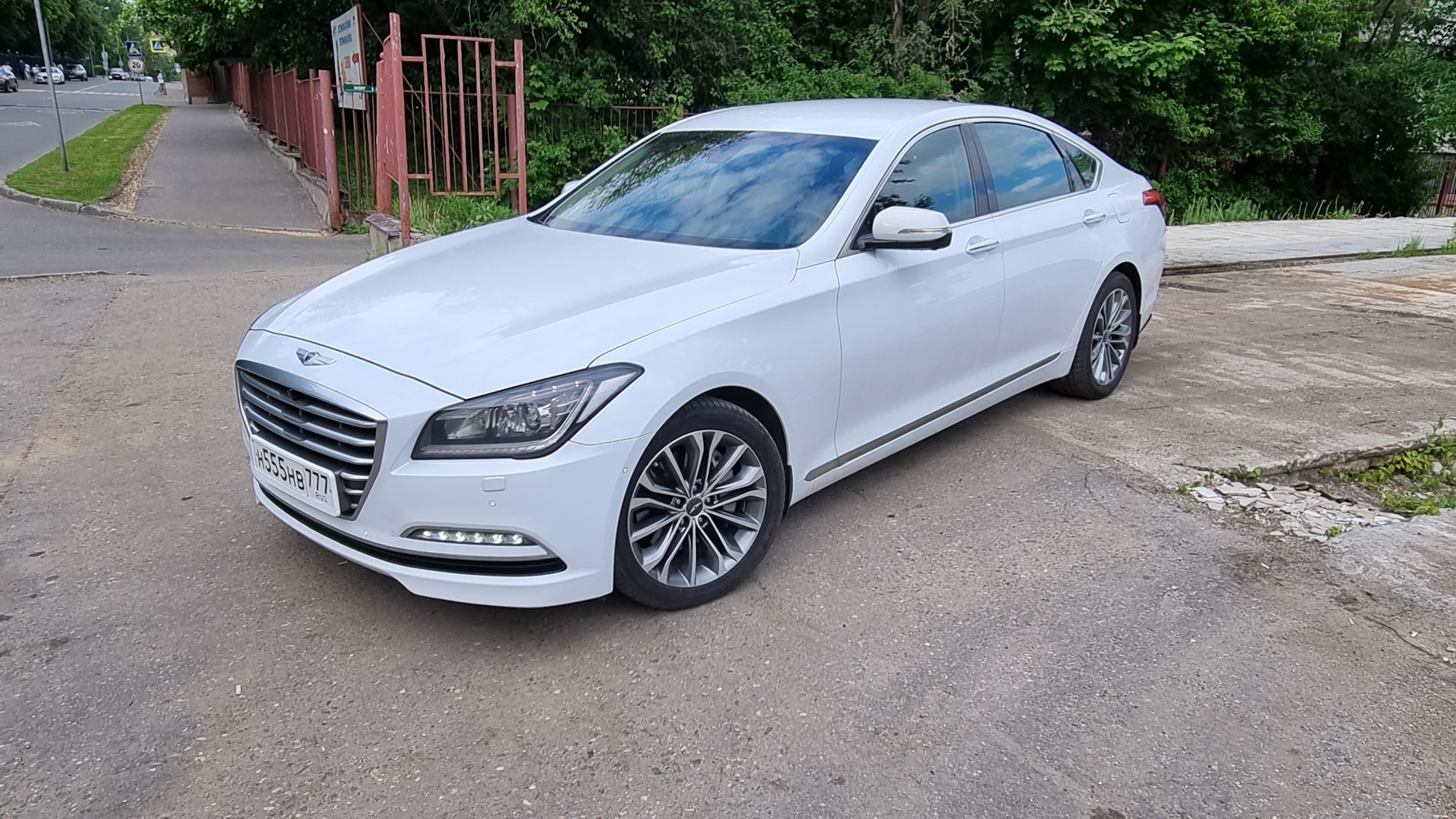 Hyundai Genesis (2G) 3.0 бензиновый 2014 | 555 на DRIVE2