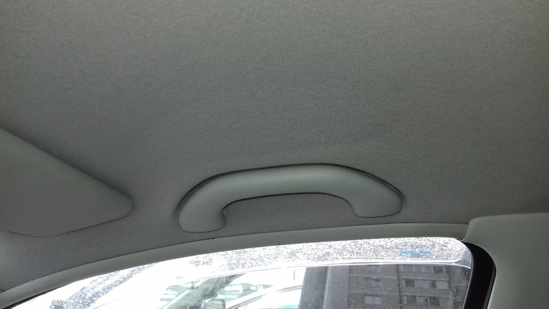 Как снять обшивку потолка шкода фабия Обшивка потолка - Skoda Fabia Combi Mk1, 1,4 л, 2002 года своими руками DRIVE2